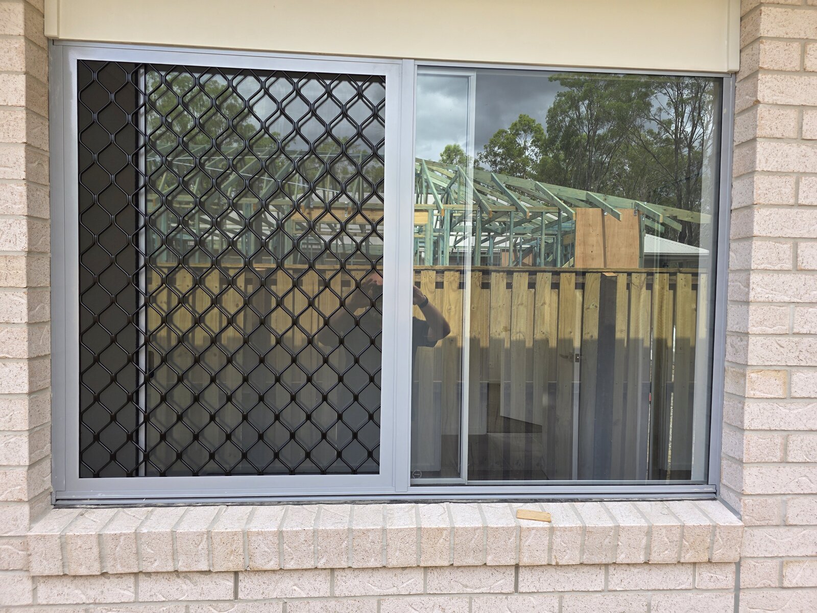 Sliding Barrier Screens