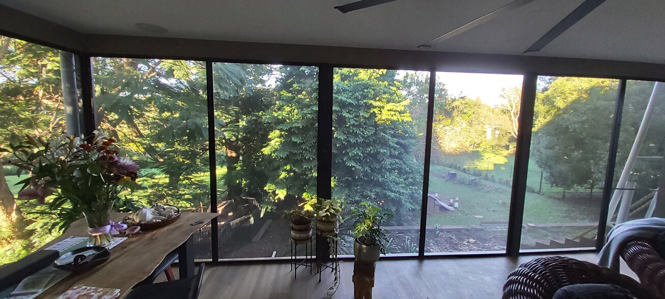 Fall prevention window screen installation