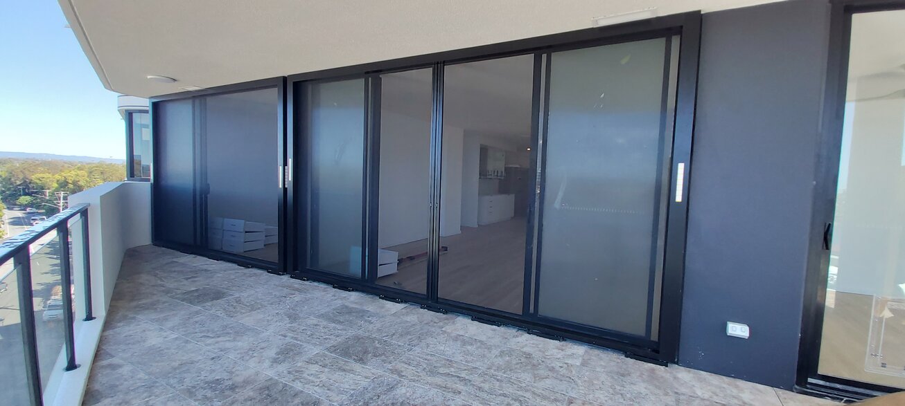 Retractable door screen installation Stacking Doors