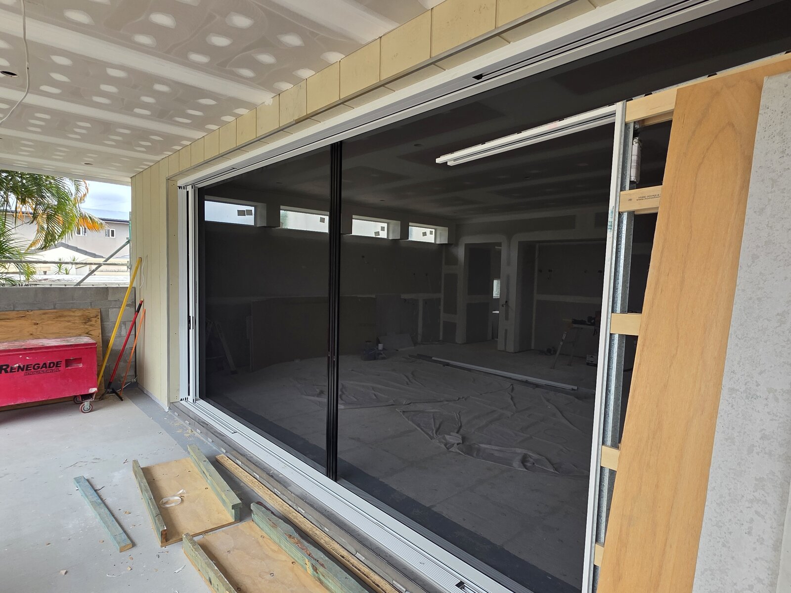 Retractable door screen installation Cassette Detail