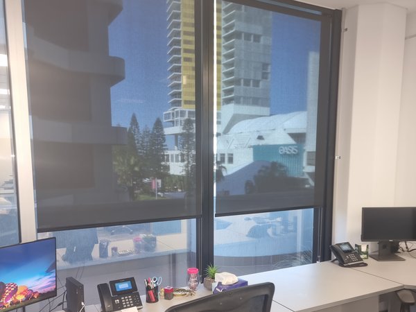 Roller blind installation Office